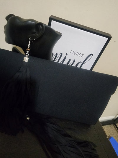 Black Beauty Clutch Tassel Set